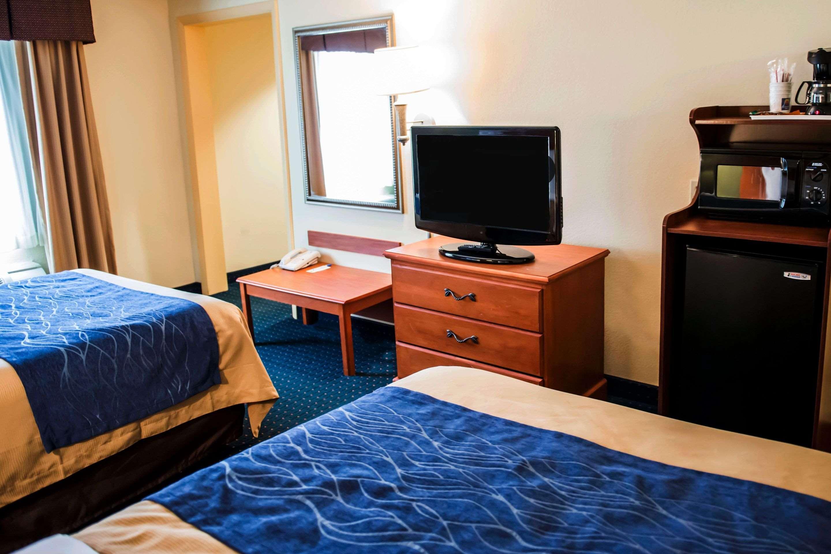 Comfort Inn & Suites Chipley I-10 Buitenkant foto