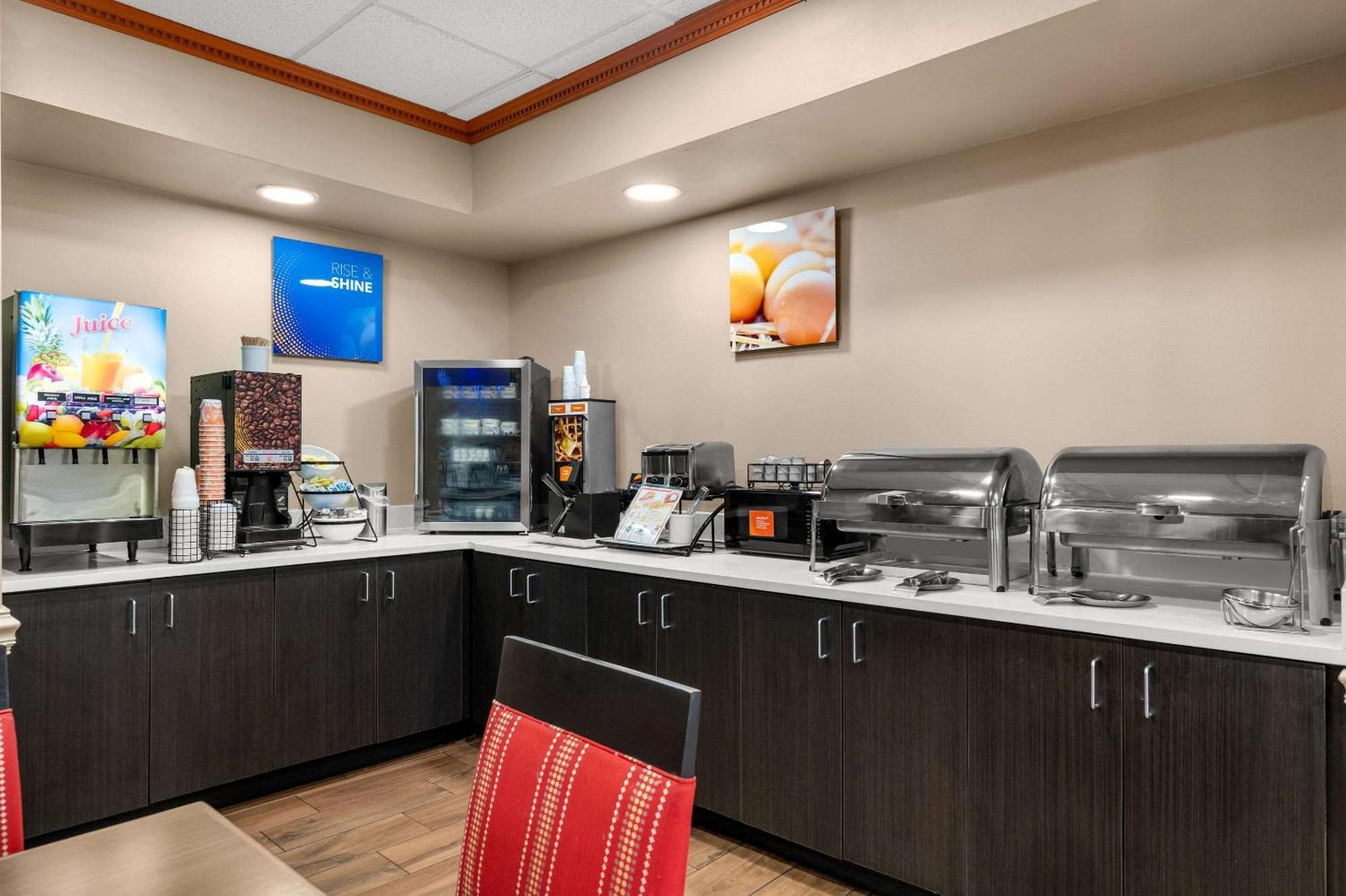 Comfort Inn & Suites Chipley I-10 Buitenkant foto