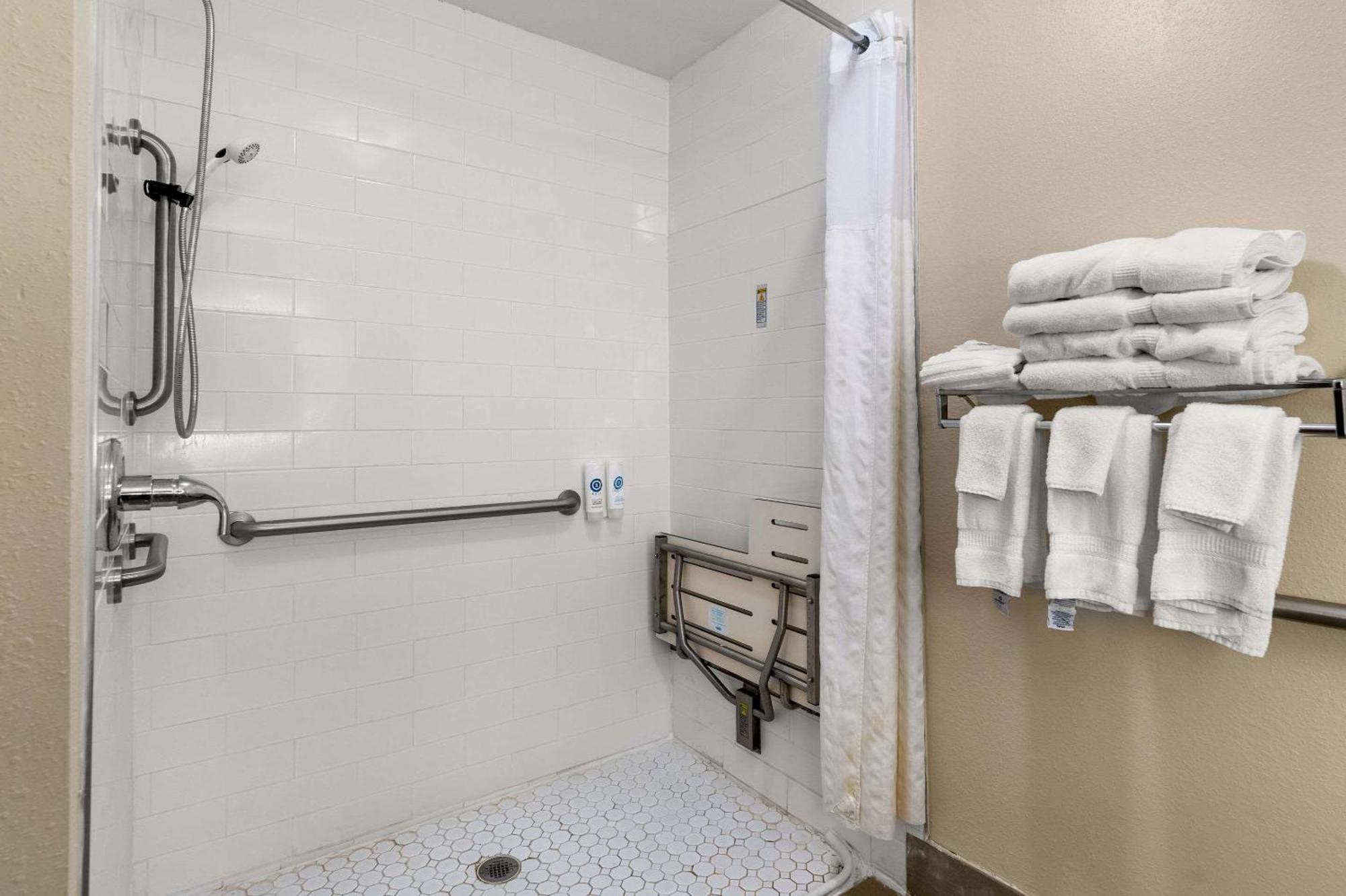 Comfort Inn & Suites Chipley I-10 Buitenkant foto