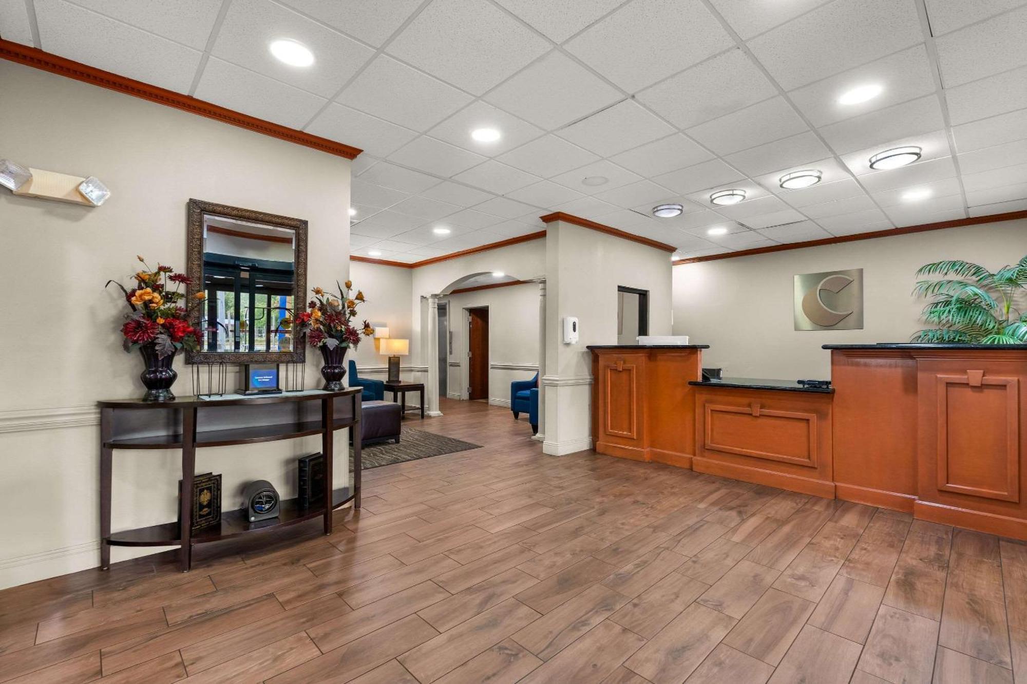 Comfort Inn & Suites Chipley I-10 Buitenkant foto